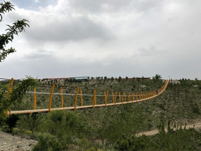 پل معلق مزرعه خورشید